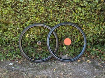 Käytetty Mavic Aksium Disc 2025 Wheels