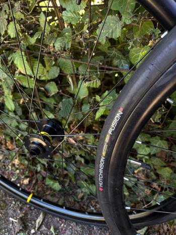 Käytetty Mavic Aksium Disc 2025 bike — kuva 3 / 3