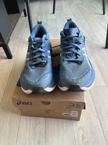 Used Asics Superblast 2 bike — image 2 of 6