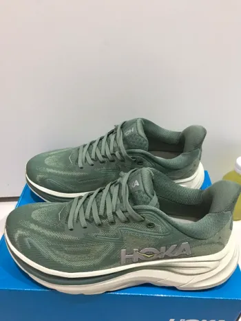 Käytetty Hoka Clifton 10 bike — kuva 1 / 7