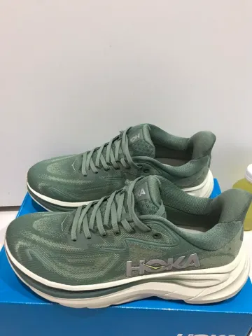 Käytetty Hoka Clifton 10 Running Shoes