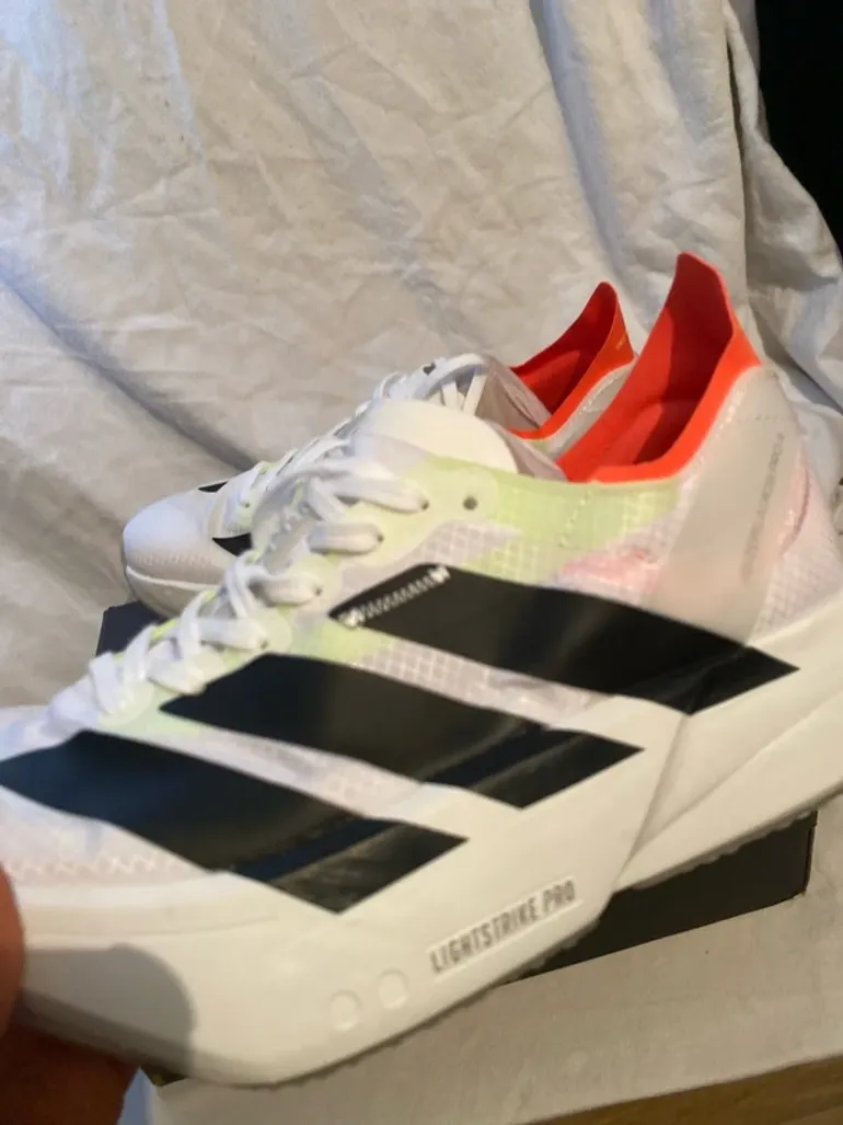 Used Adidas adizero adios pro 4 bike — image 2 of 9