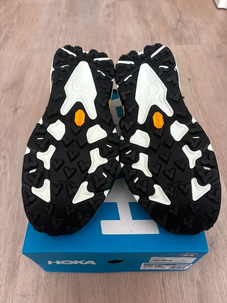 Used Hoka Speedgoat 7 bike — image 5 of 6