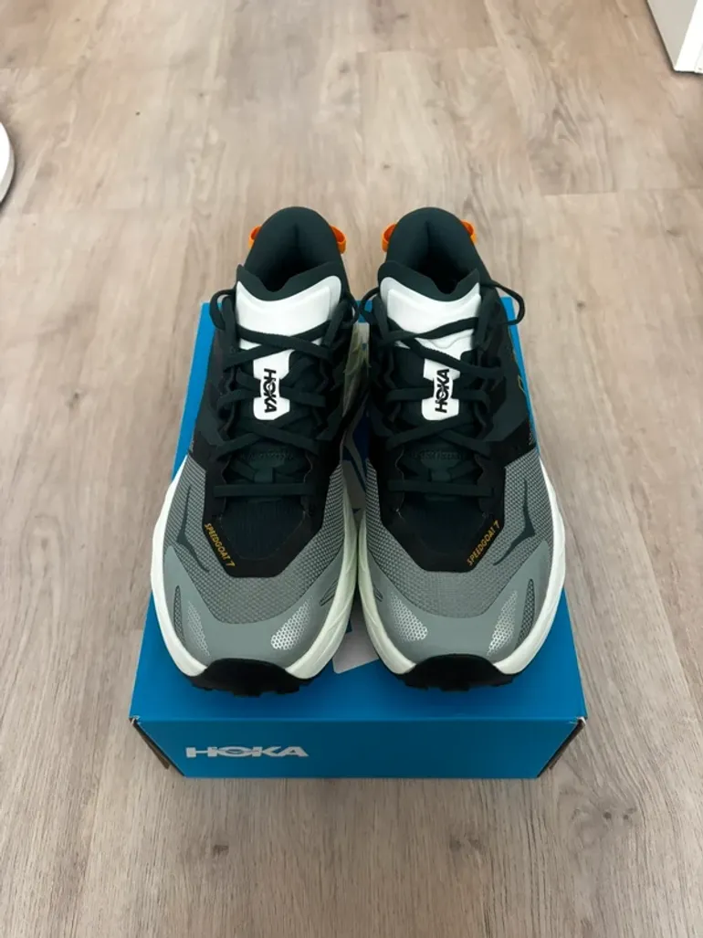 Used Hoka Speedgoat 7 bike — image 4 of 6