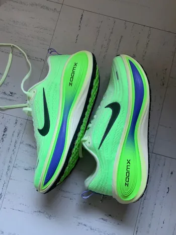 Used Nike Vomero Plus bike — image 6 of 15