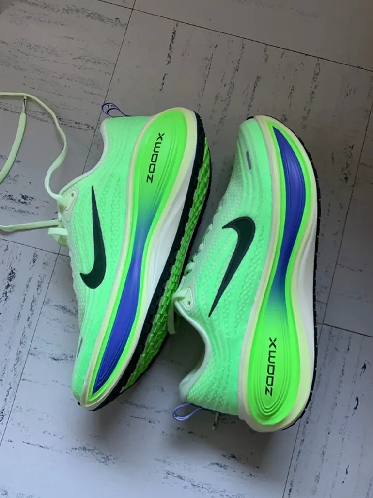 Used Nike Vomero Plus bike — image 6 of 15