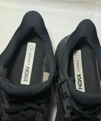 Used Hoka Clifton 9 GTX bike — image 6 of 11