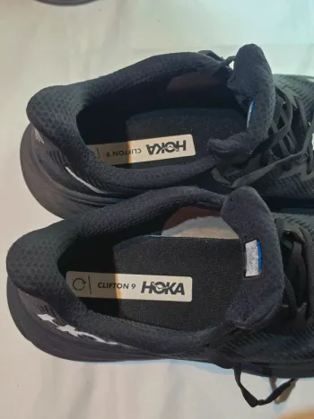 Used Hoka Clifton 9 GTX bike — image 2 of 11