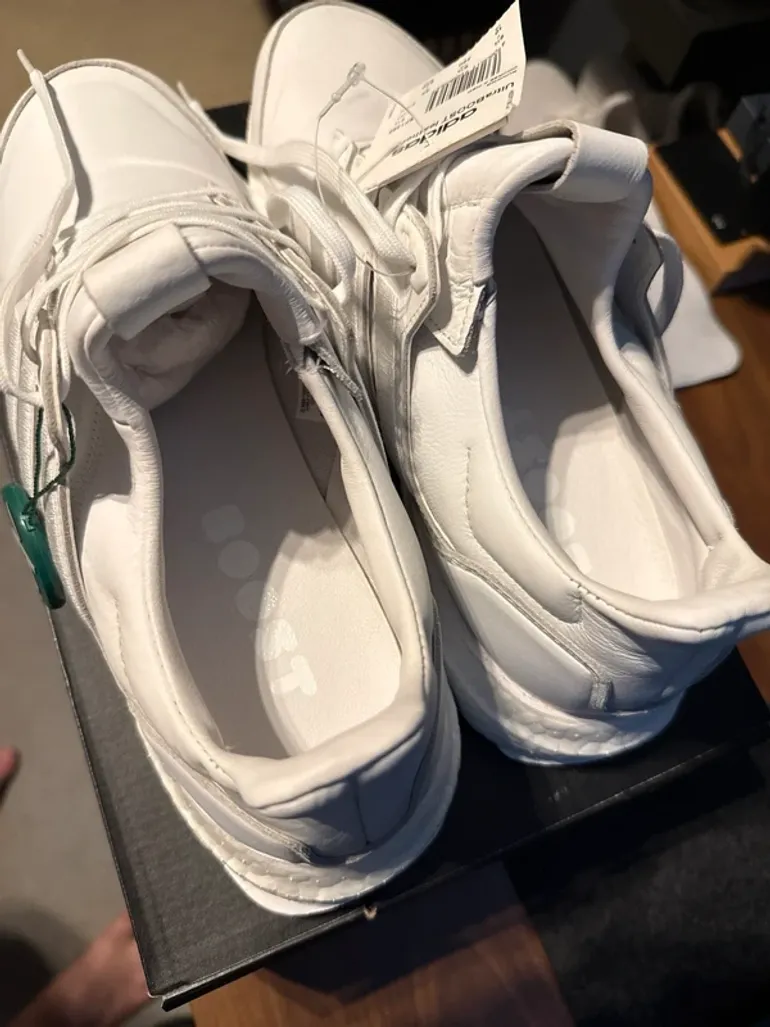 Tweedehands Adidas Ultra Boost bike — afbeelding 3 van 5