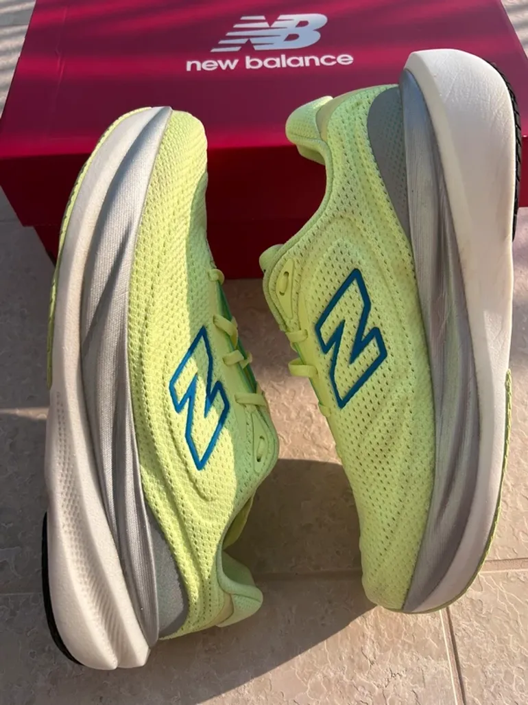 Gebrauchtes New Balance 1080 V15 bike — Bild 2 von 6