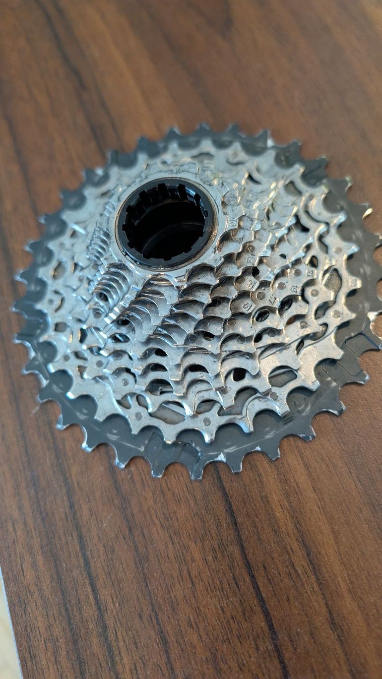Brugt Sram Force Cassette 10-33 2025 bike — billede 3 af 3
