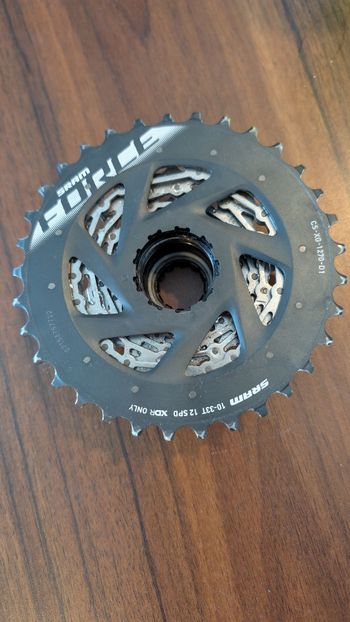 Brugt Sram Force Cassette 10-33 2025 bike — billede 1 af 3