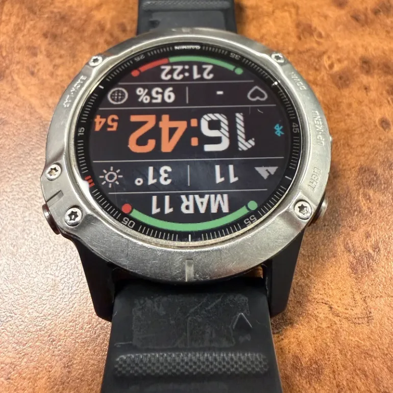 Used Garmin Fénix 6 bike — image 8 of 9