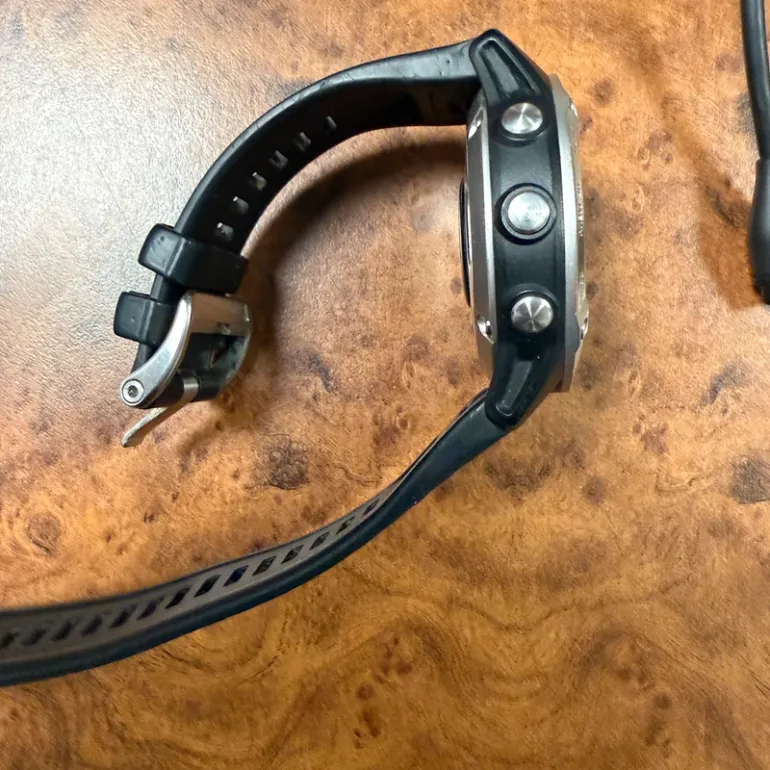 Used Garmin Fénix 6 bike — image 4 of 9