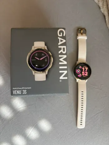 Garmin Venu 3S 2026 bike d'occasion — image 2 sur 3
