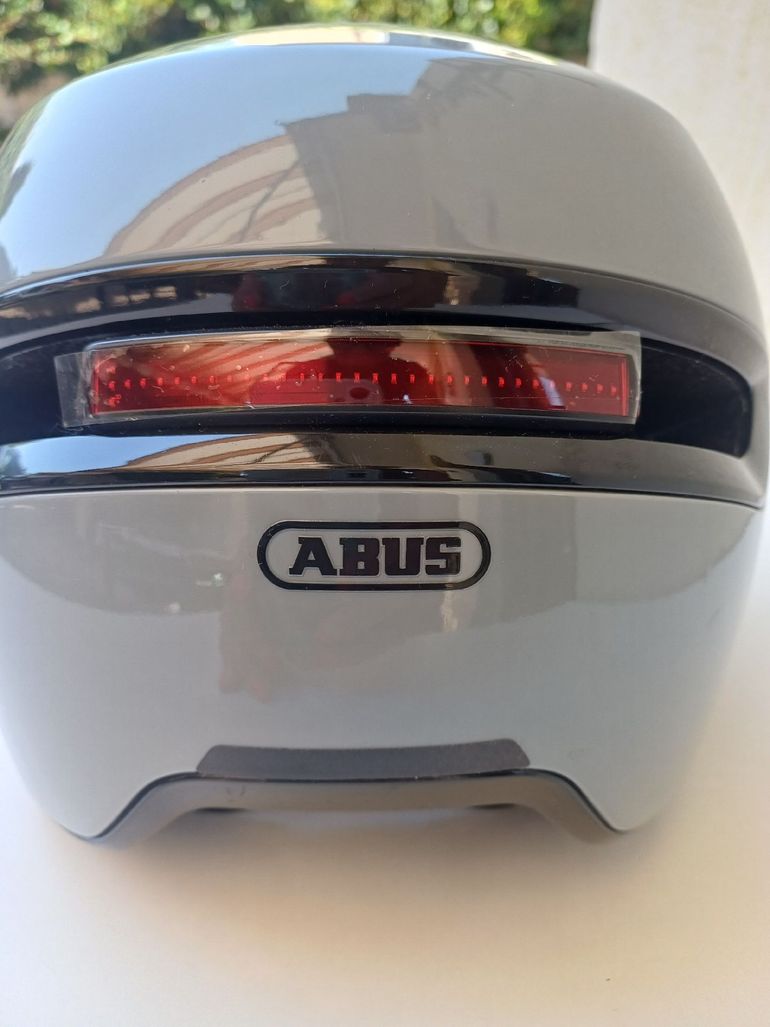 Gebrauchtes ABUS Hud-Y Helmet bike — Bild 3 von 11