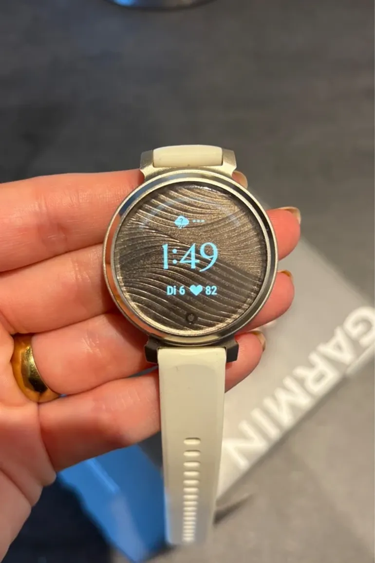Garmin Lily 2 bike usato — immagine 2 di 10