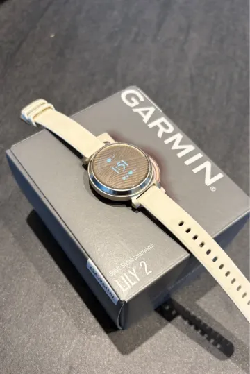 Garmin Lily 2 Electronics usato