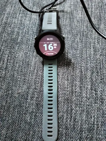 Used Garmin Forerunner 245 Electronics