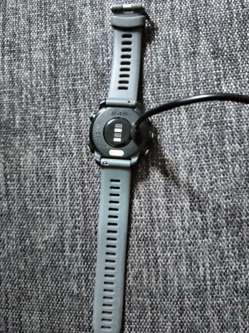 Garmin Forerunner 245 bike d'occasion — image 2 sur 2