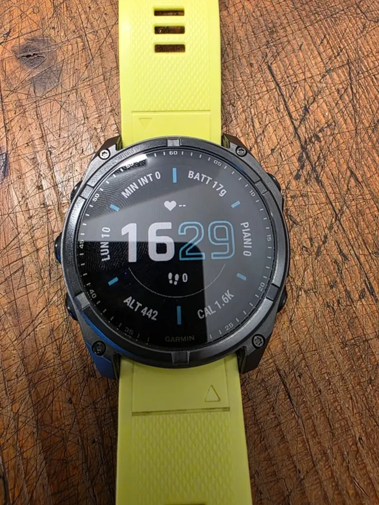 Used Garmin Fenix 8 Sapphire Solar 51 mm 2025 bike — image 2 of 5