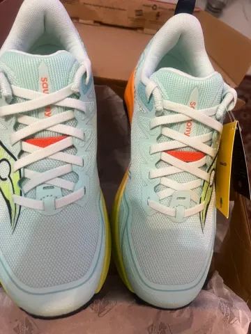 Gebrauchtes Saucony Peregrine 16 Running Shoes