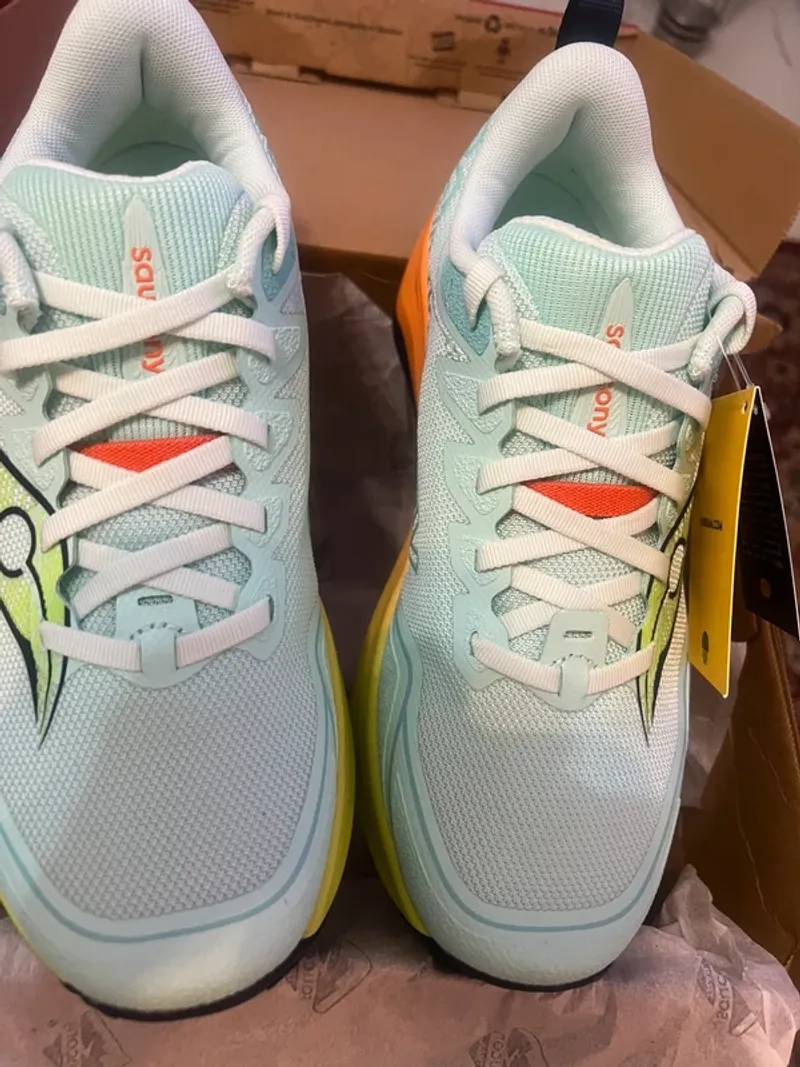 Brugt Saucony Peregrine 16 Running Shoes