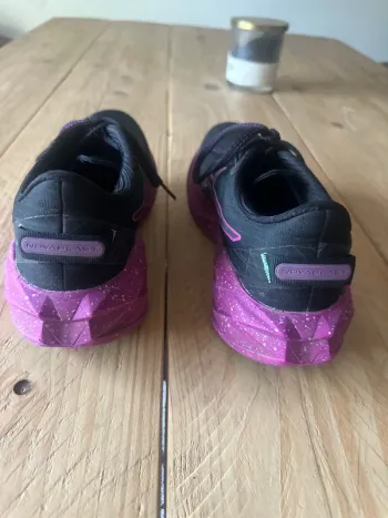 Used Asics Novablast bike — image 4 of 6