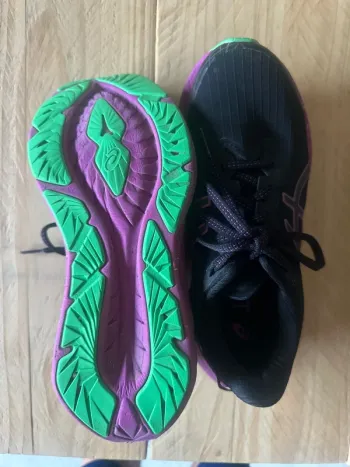 Used Asics Novablast bike — image 5 of 6