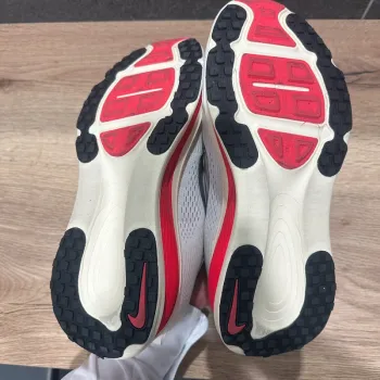 Gebrauchtes Nike Vomero 18 bike — Bild 8 von 9