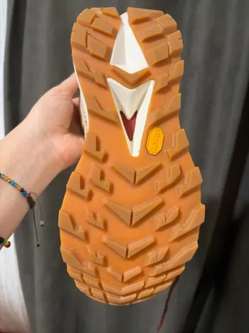 Used Hoka Skyline-Float X bike — image 5 of 5