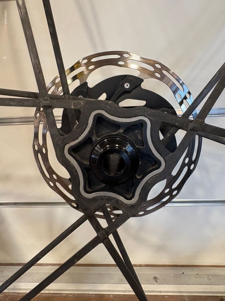 Brugt carbonkrone Carbon Wheels 2026 bike — billede 4 af 4