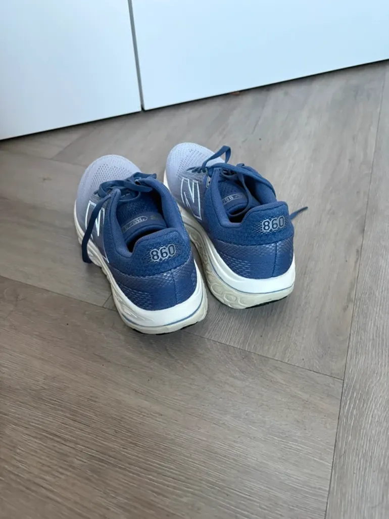 Used New Balance 860 bike — image 2 of 8