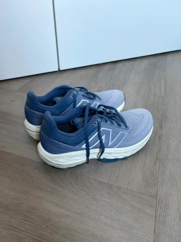 New Balance 860 Running Shoes d'occasion
