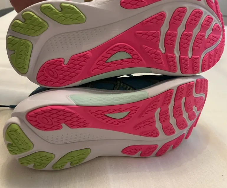 Used Asics Gel Kayano 30 bike — image 4 of 7