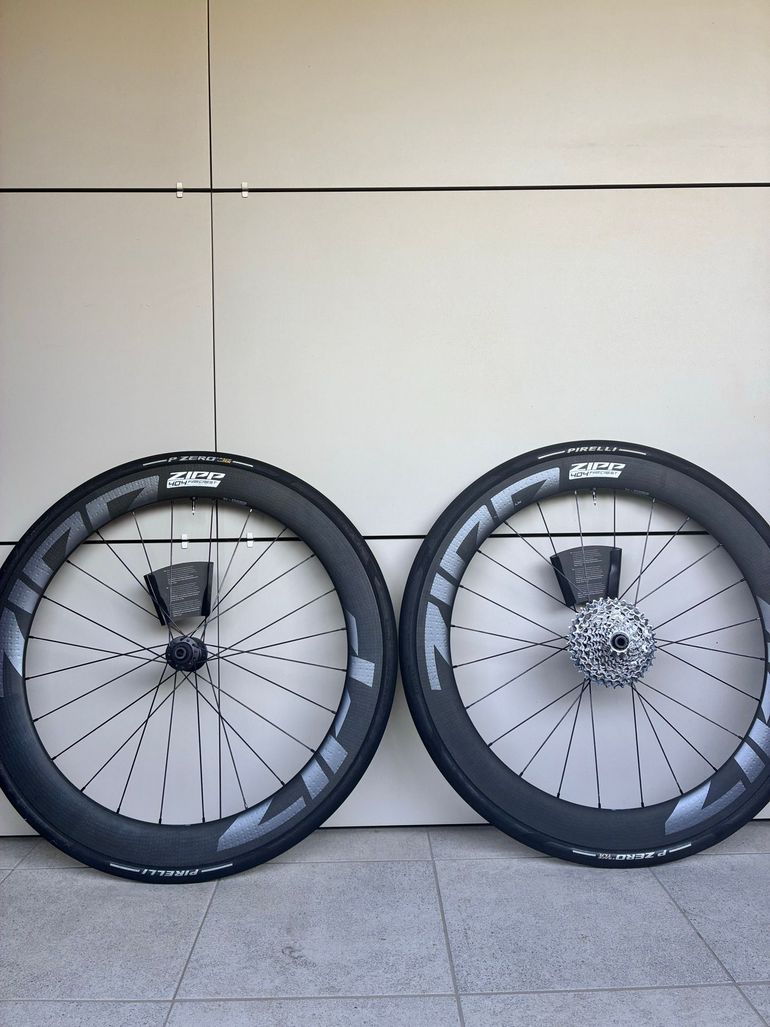 Brugt Zipp 404 Firecrest Disc Wheelset 2026 bike — billede 1 af 9
