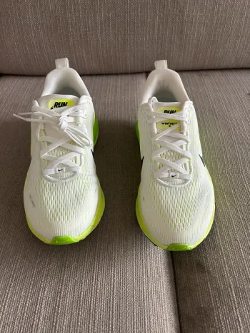 Nike Vomero 18 bike d'occasion — image 3 sur 5