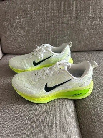 Nike Vomero 18 bike d'occasion — image 2 sur 5