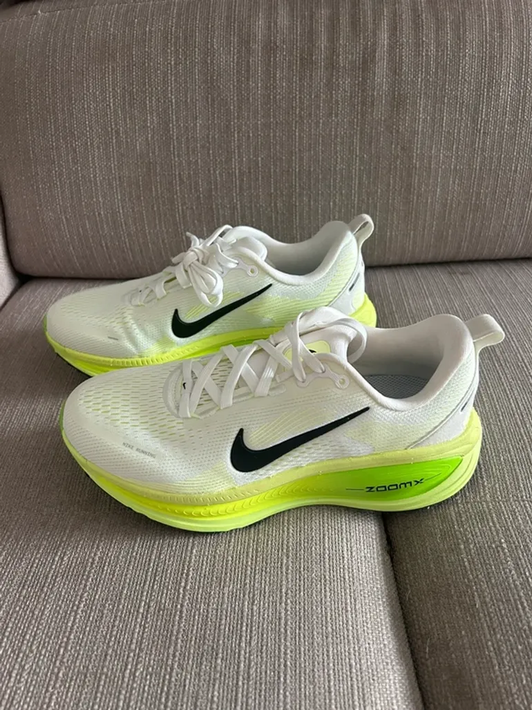 Nike Vomero 18 bike d'occasion — image 2 sur 5