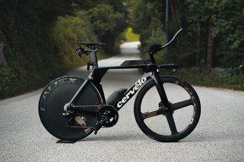 Gebrauchtes Cadex 4-Spoke Wheel 2026 bike — Bild 1 von 3