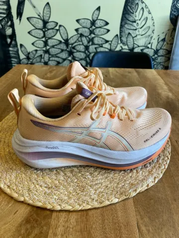 Używany Asics Gel-Ziruss 9 Running Shoes