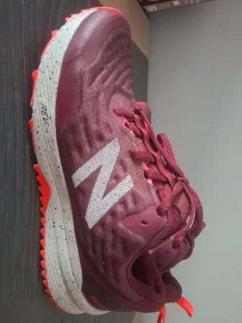 New Balance Allez Terrain REVlite bike d'occasion — image 2 sur 8