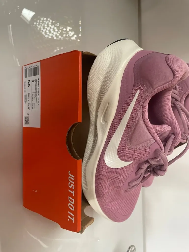 Used Nike Revolution 7 bike — image 2 of 6