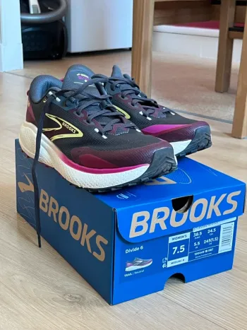 Używany Brooks Divide 6 bike — zdjęcie 2 z 5