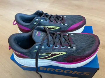 Gebrauchtes Brooks Divide 6 Running Shoes