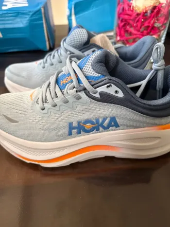 Used Hoka Scarpe bike — image 3 of 5