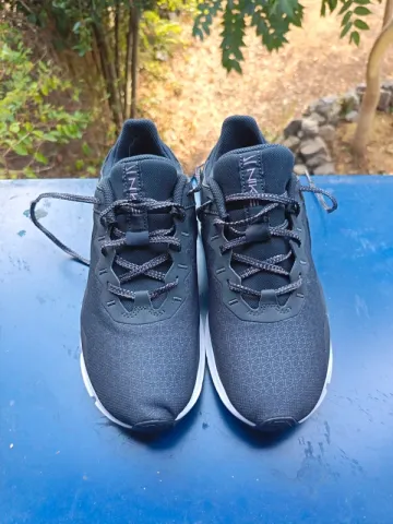 Gebrauchtes Nike Legend Essi Running Shoes