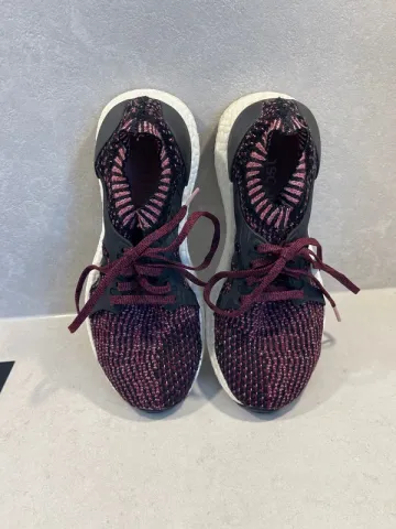 Brugt Adidas Ultra Boost Running Shoes