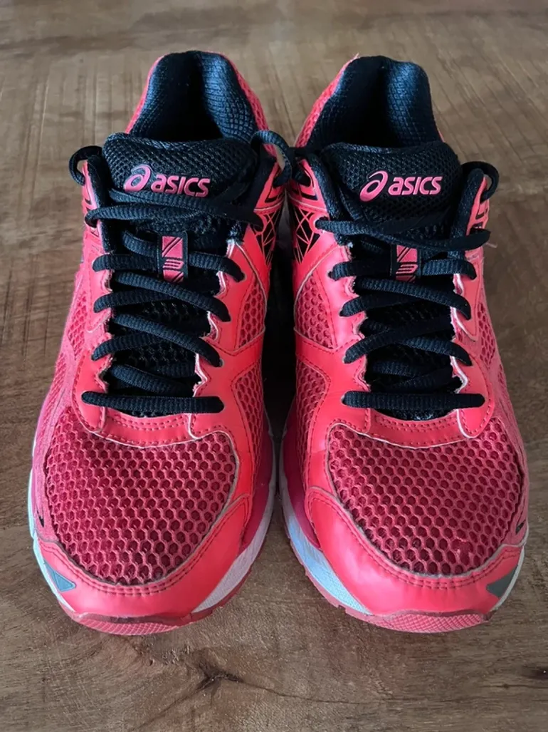 Used Asics GT-2000 bike — image 5 of 6