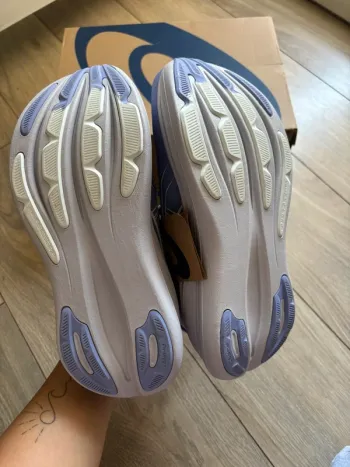 Used Asics Gel Nimbus 28 bike — image 5 of 7
